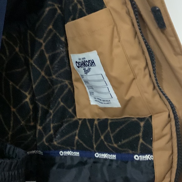OshKosh parka and snow pant set - Picture 6 of 11